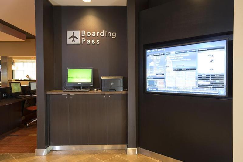 Courtyard By Marriott Midtown/rookwood Hotel