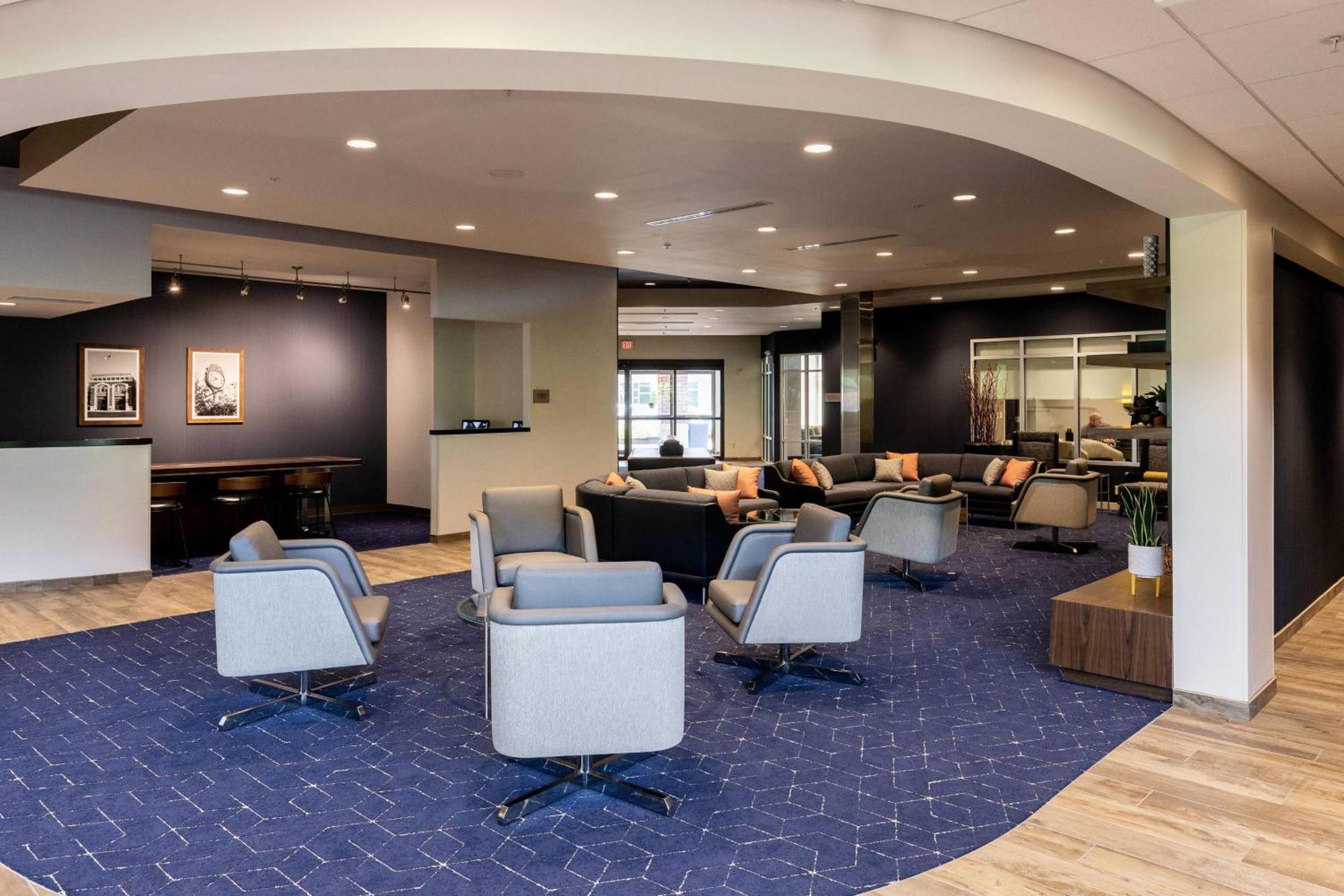 Courtyard By Marriott Midtown/rookwood