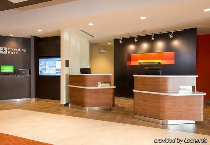 Courtyard By Marriott Midtown/rookwood